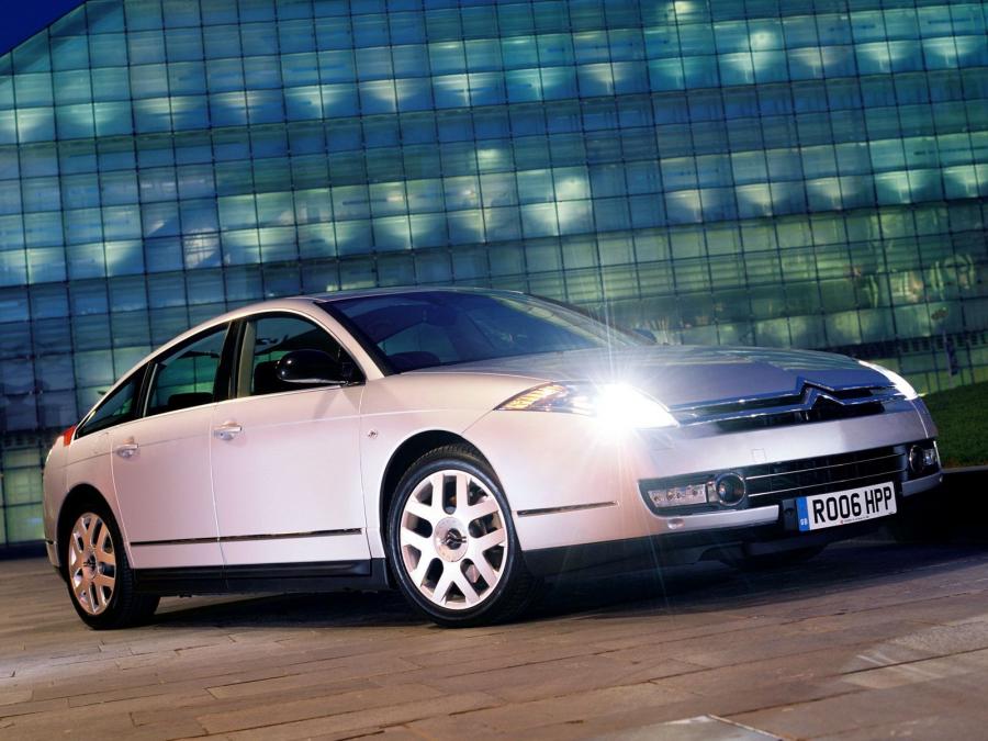  Citroen C6 2006 года  (UK) (фото 3 из 17)